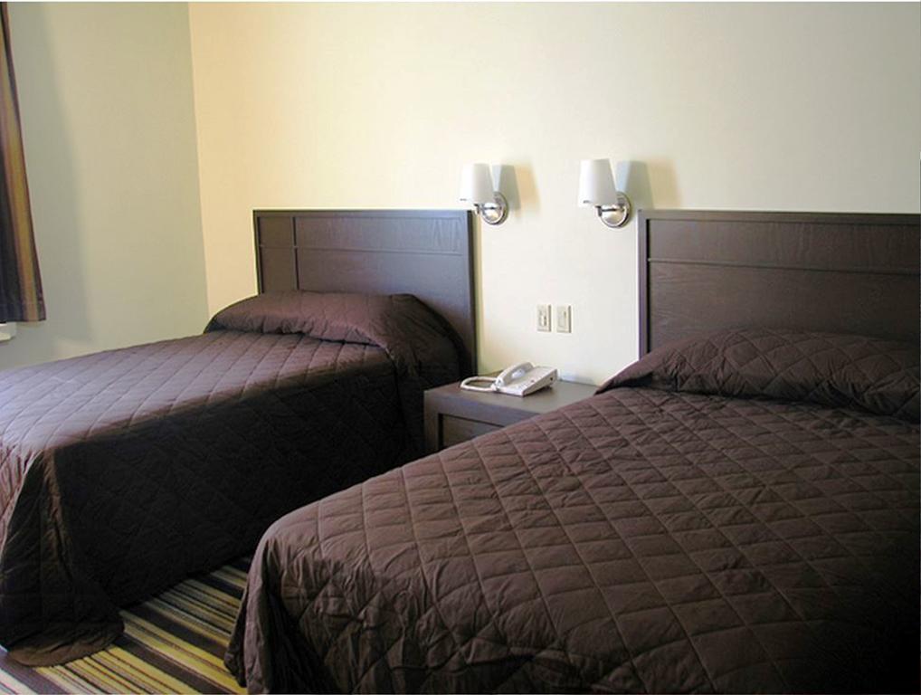 Hotel Alameda Express Matamoros  Pokój zdjęcie