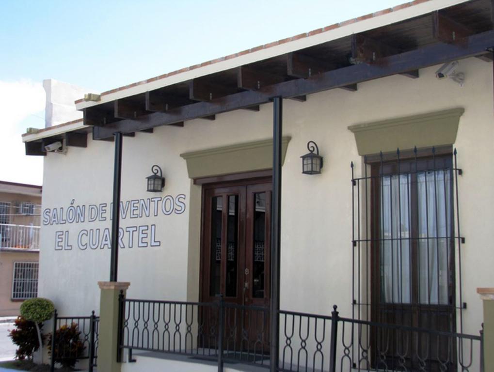 Hotel Alameda Express Matamoros  Zewnętrze zdjęcie