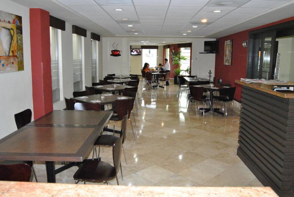 Hotel Alameda Express Matamoros  Zewnętrze zdjęcie