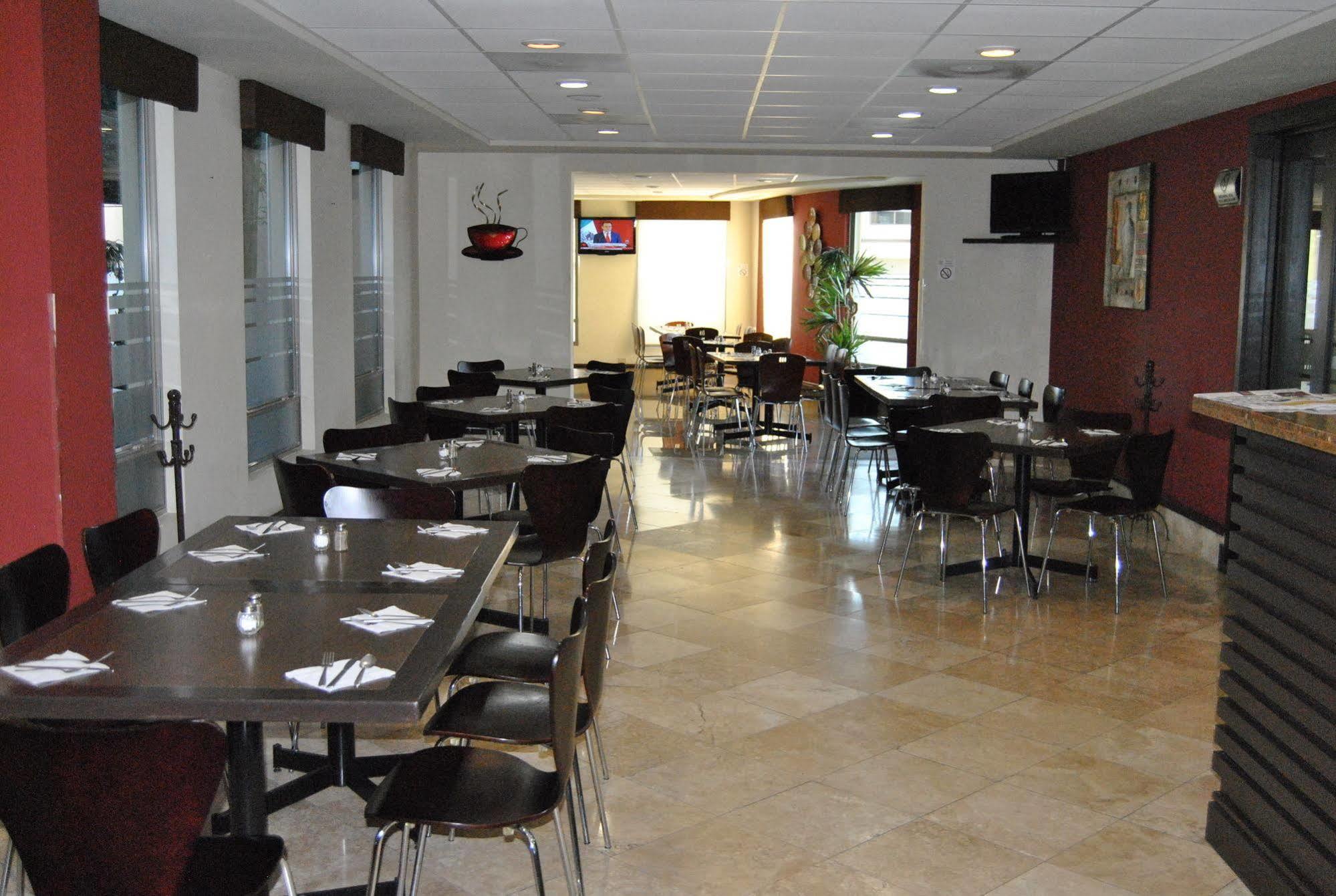 Hotel Alameda Express Matamoros  Zewnętrze zdjęcie